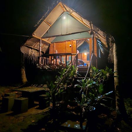 Brookline Safari Resort Удавалаве Екстериор снимка