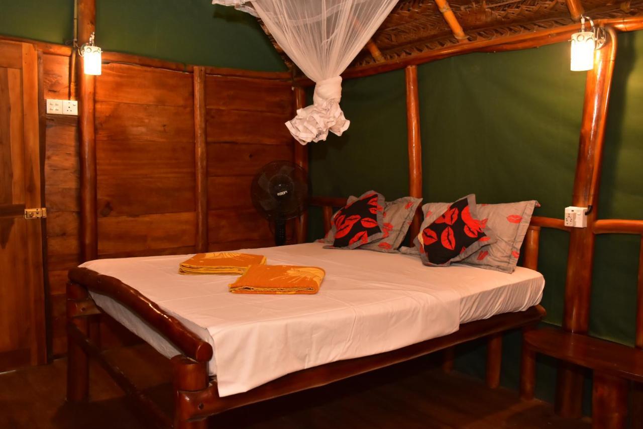 Brookline Safari Resort Удавалаве Екстериор снимка